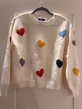 Habit Cream Crewneck Sweater with Multicolor Heart Accents